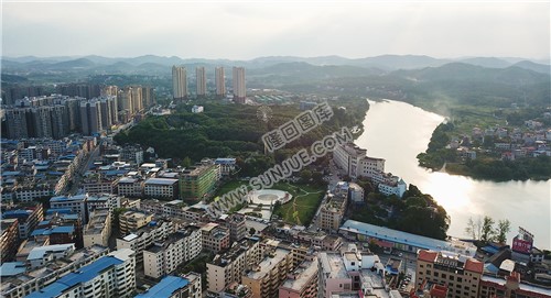 西城首府 三阁司方向