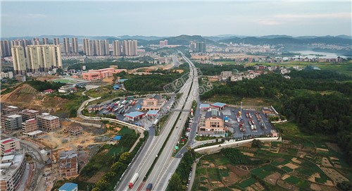 沪昆高速隆回服务区