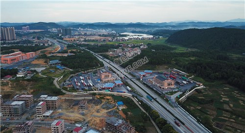 航拍沪昆高速隆回服务区