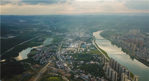 隆回县城城南紫阳木山青丰方向