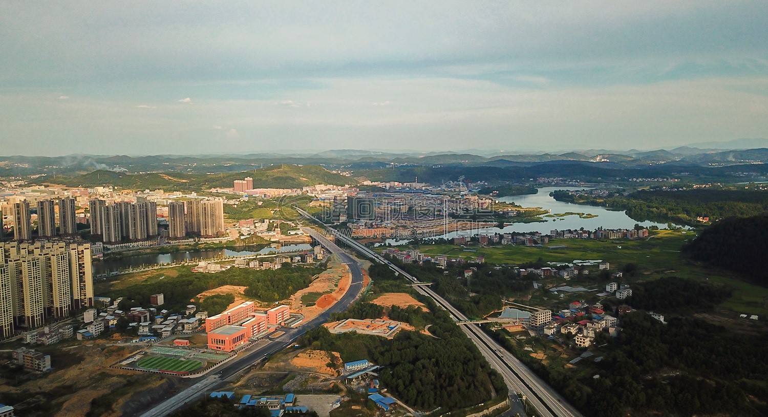 隆回芙蓉学校 阅江府方向