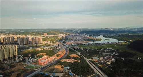 隆回芙蓉学校 阅江府方向