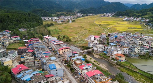 隆回苏河村周边的田园风光