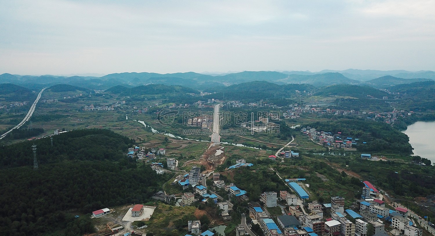 环城南路与县城高速路口还未打通