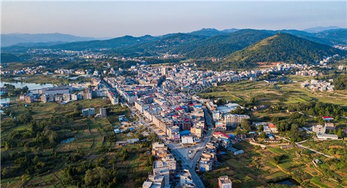 荷香桥加油站路口