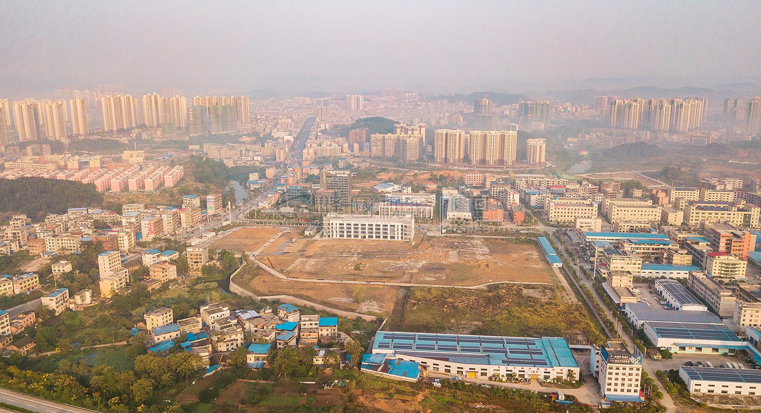 高新区管委会方向