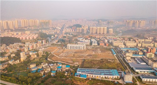 高新区管委会方向