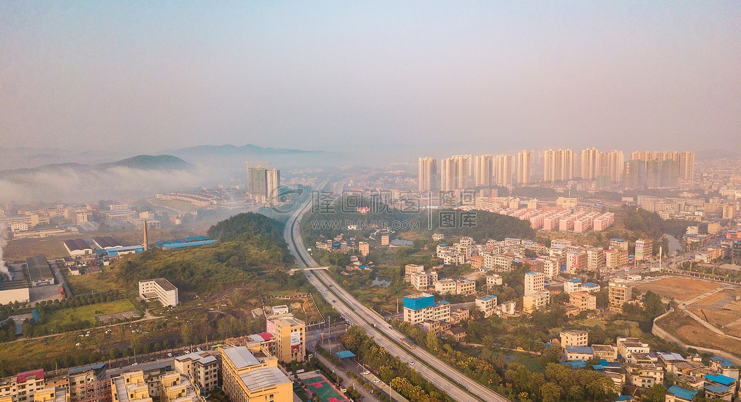 阅江府 紫霞园大桥方向