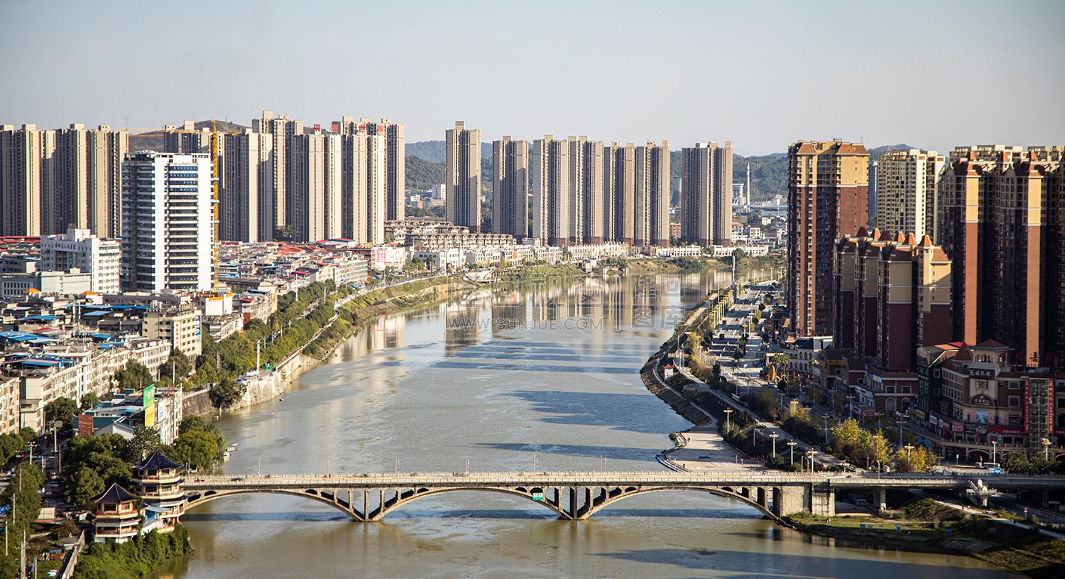 隆回人民医院 辰河世家方向