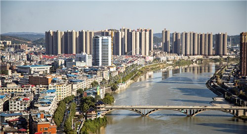 隆回人民医院 辰河世家方向