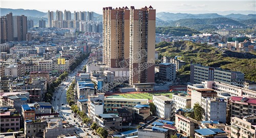 锦绣桃园 城西中学街道前