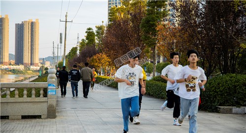 隆回县城的秋天