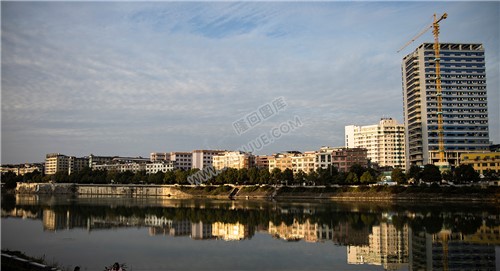 隆回人民医院秋天风光