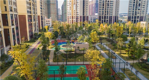 江语城小区花园秋天风景