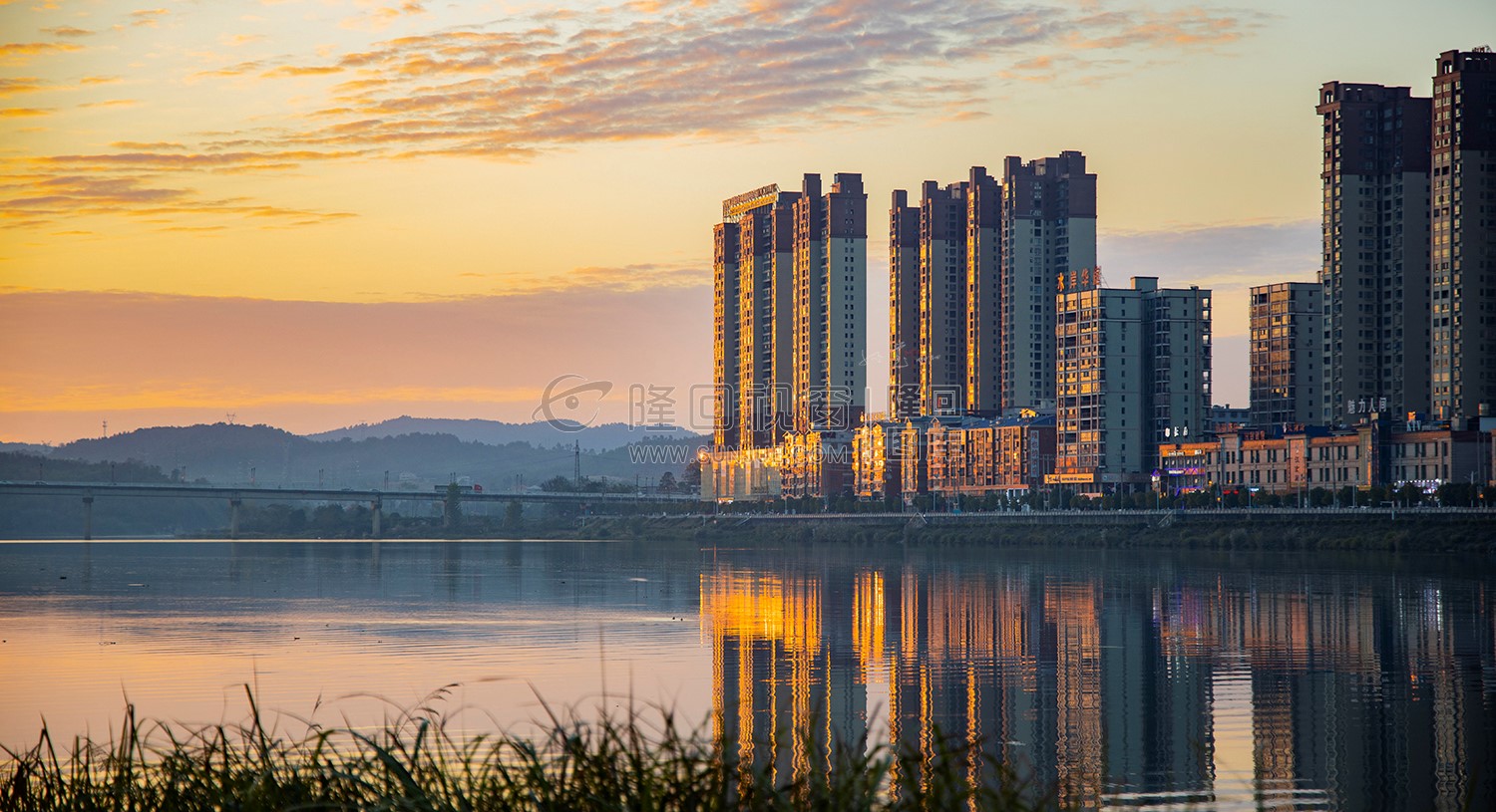 隆回夕阳，赧水河畔的秋天