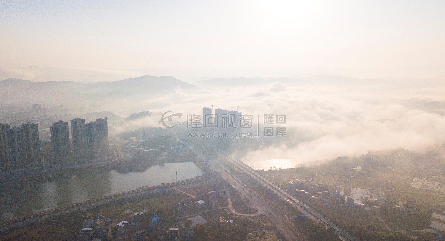 隆回三桥的晨雾