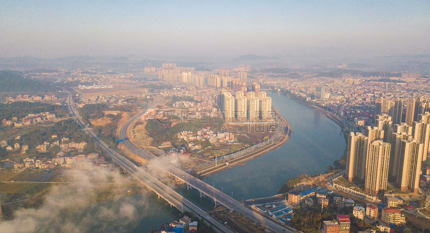 城南江语城方向