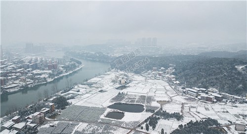 白沙湾大桥周边雪景
