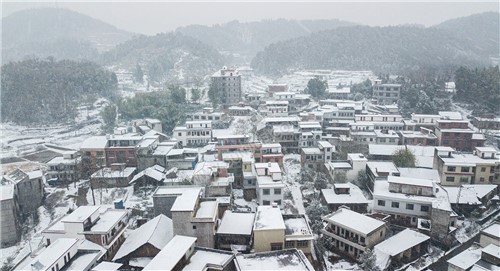 红光村周边雪景