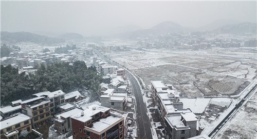 红光村周边雪景
