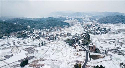 乡村雪景风光