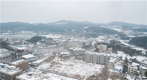 隆回收费站路口