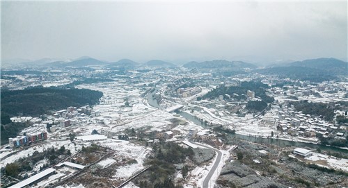 三阁司五里大桥方向