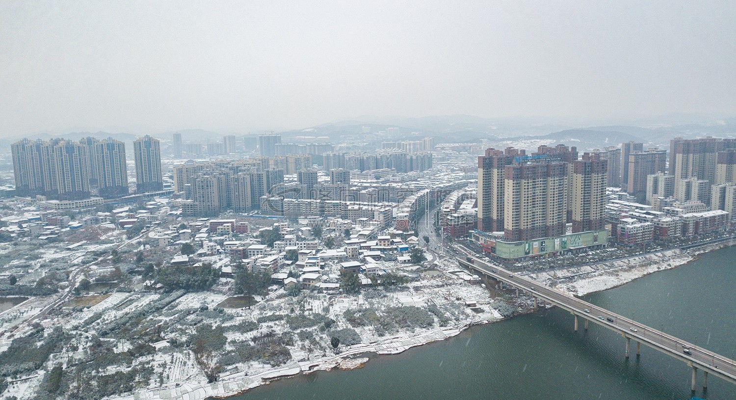 隆回二桥北岸风光