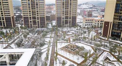 江语城小区花园