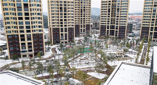 江语城小区花园