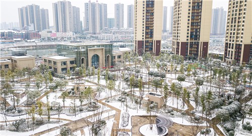 江语城小区花园