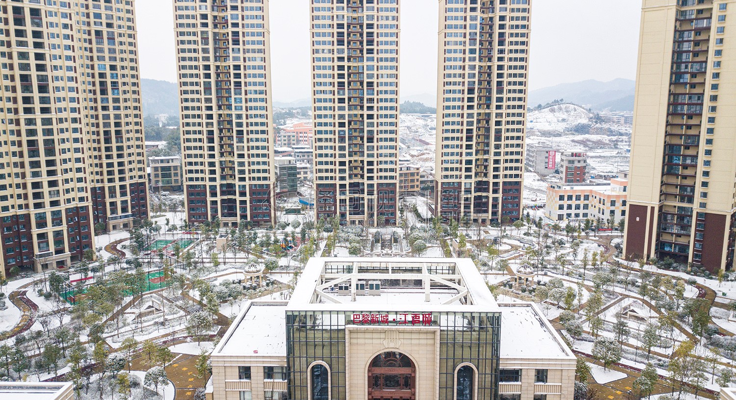 江语城小区花园