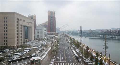 隆回县城雪景