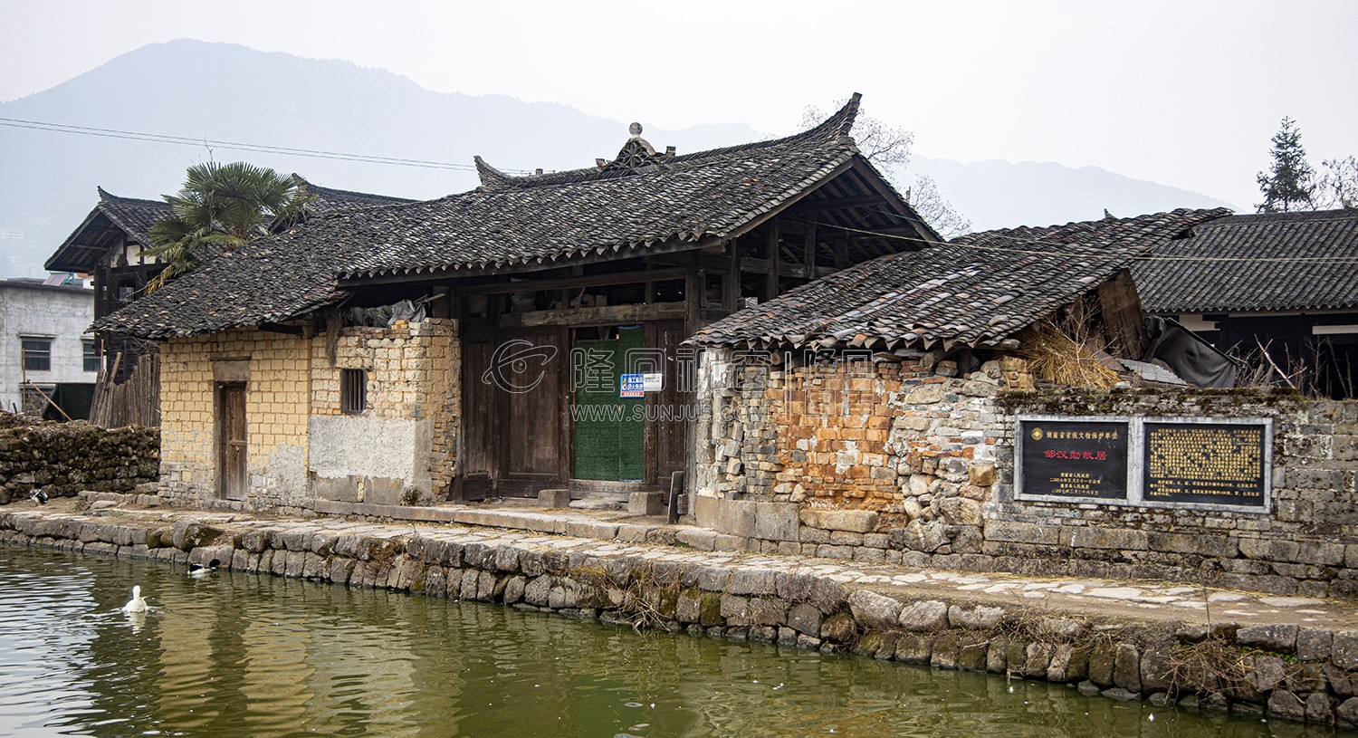 邹汉勋故居大门