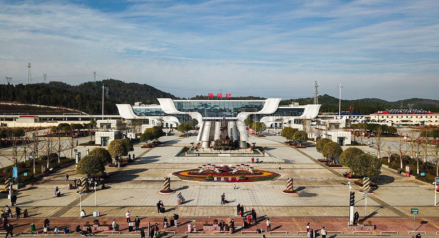 隆回高铁站春节期间