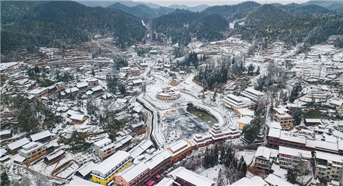 虎形山瑶族乡的雪景