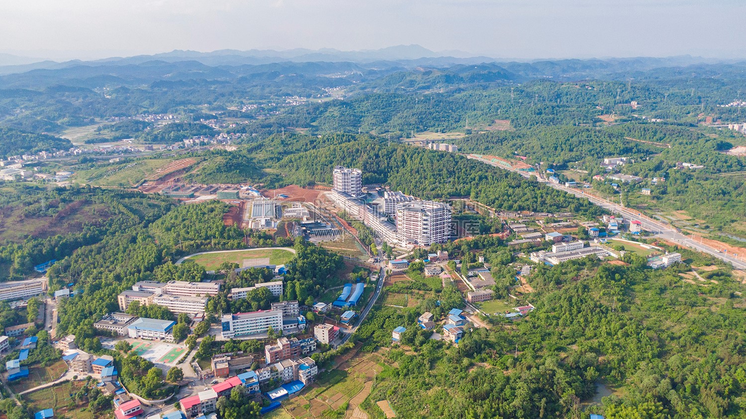 隆回职中高空航拍