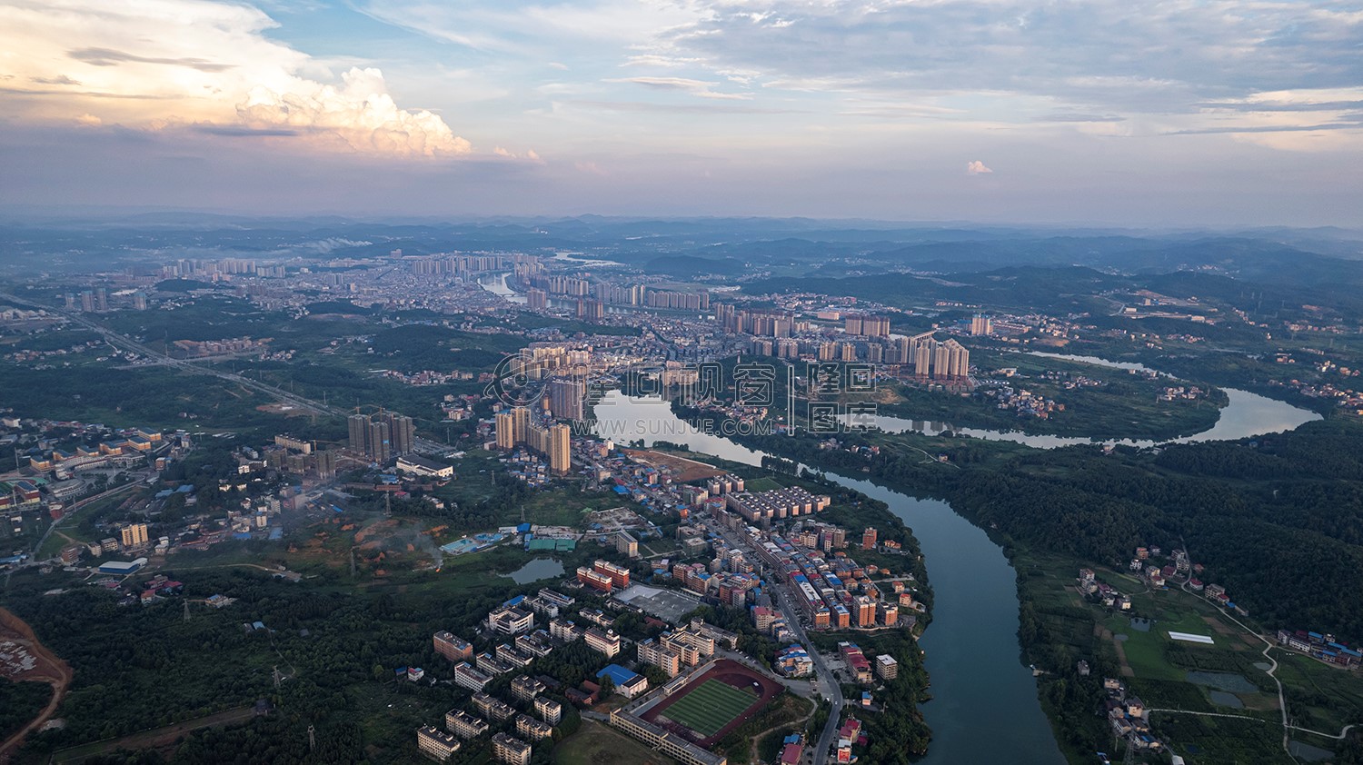 航拍隆回全景，隆回县城的全景图