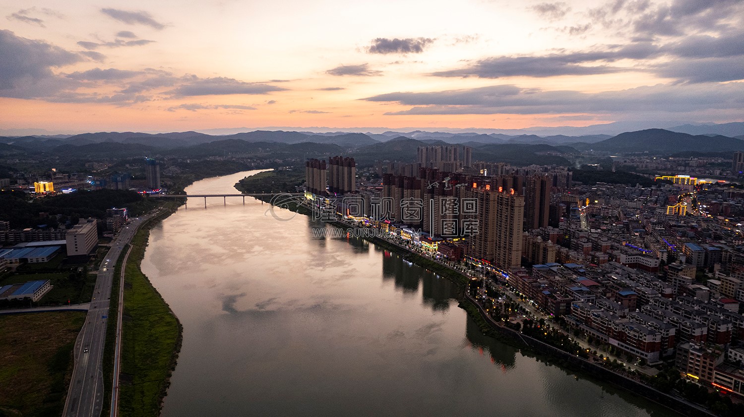 隆回县城夕阳美景