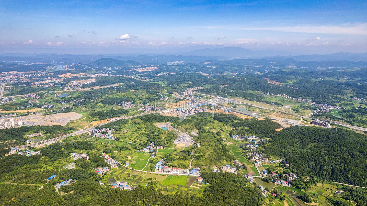 隆回城东看隆回全景