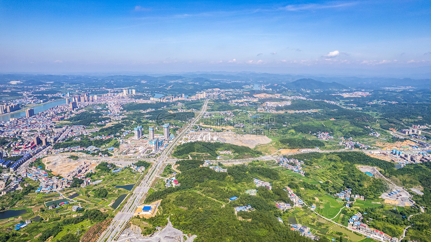 隆回城东看隆回全景