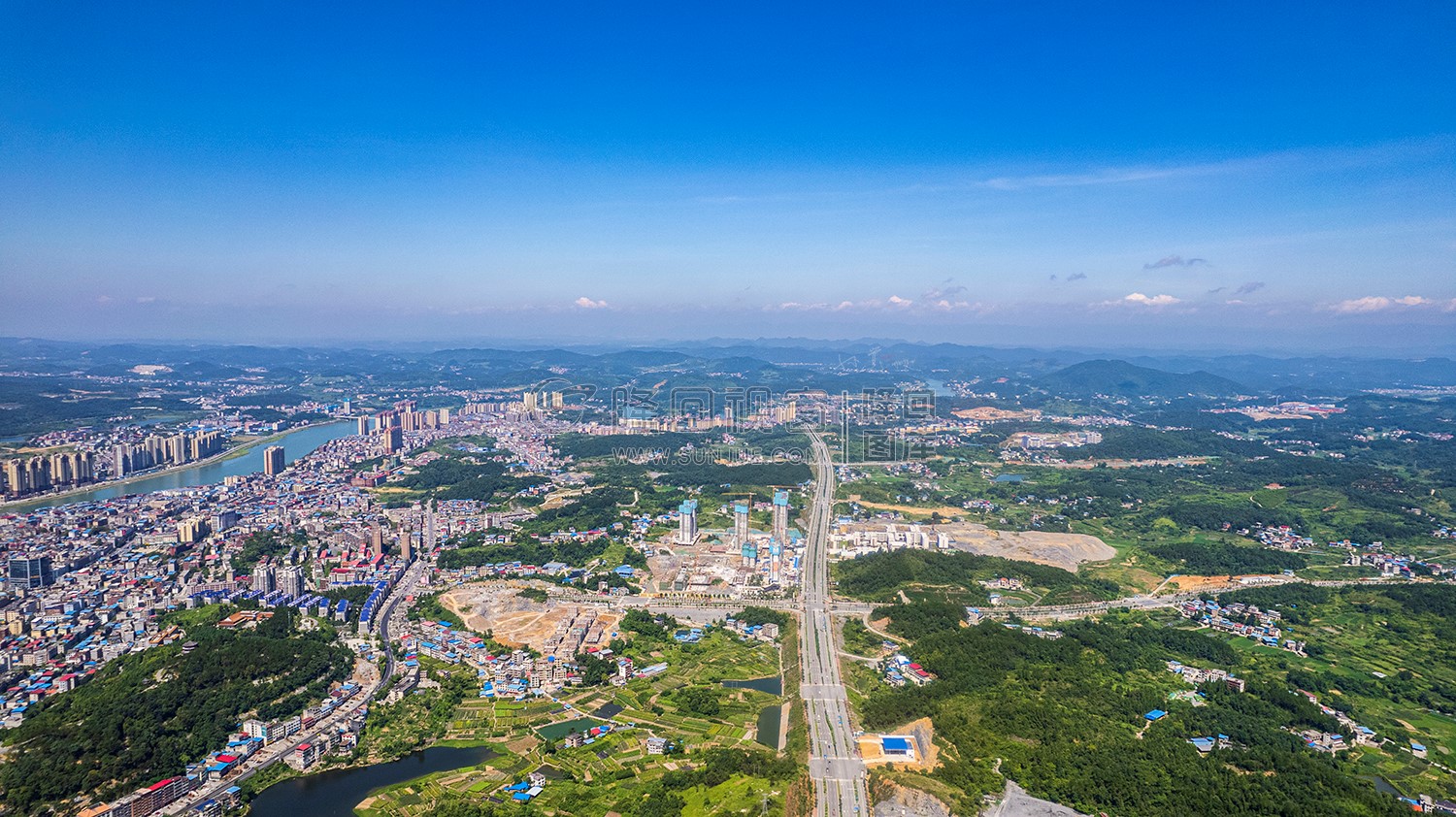 隆回城东看隆回全景