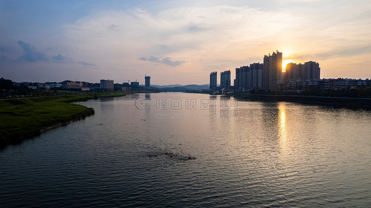 隆回夕阳，赧水河畔的县城风景