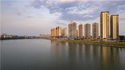 隆回夕阳，赧水河畔的县城风景