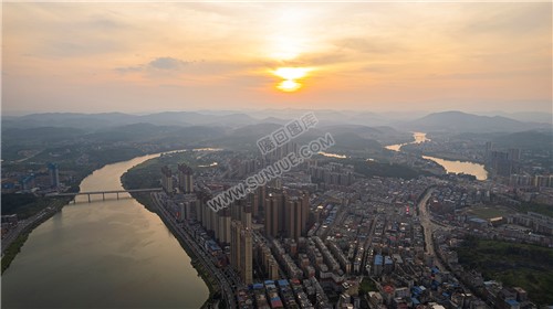 隆回夕阳，赧水河畔的县城风景