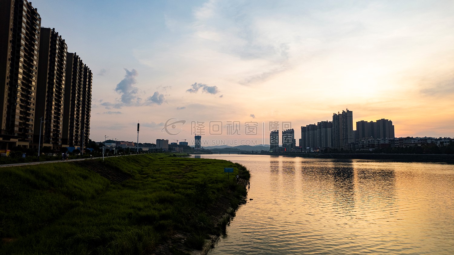 隆回夕阳，赧水河畔的县城风景