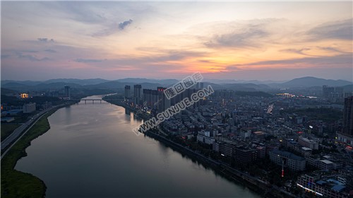 隆回夕阳，赧水河畔的县城风景