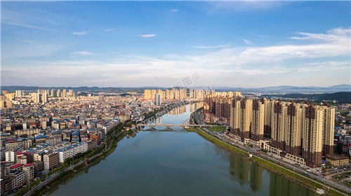 隆回大桥河岸两边风景