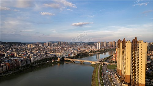 隆回大桥周边金色夕阳