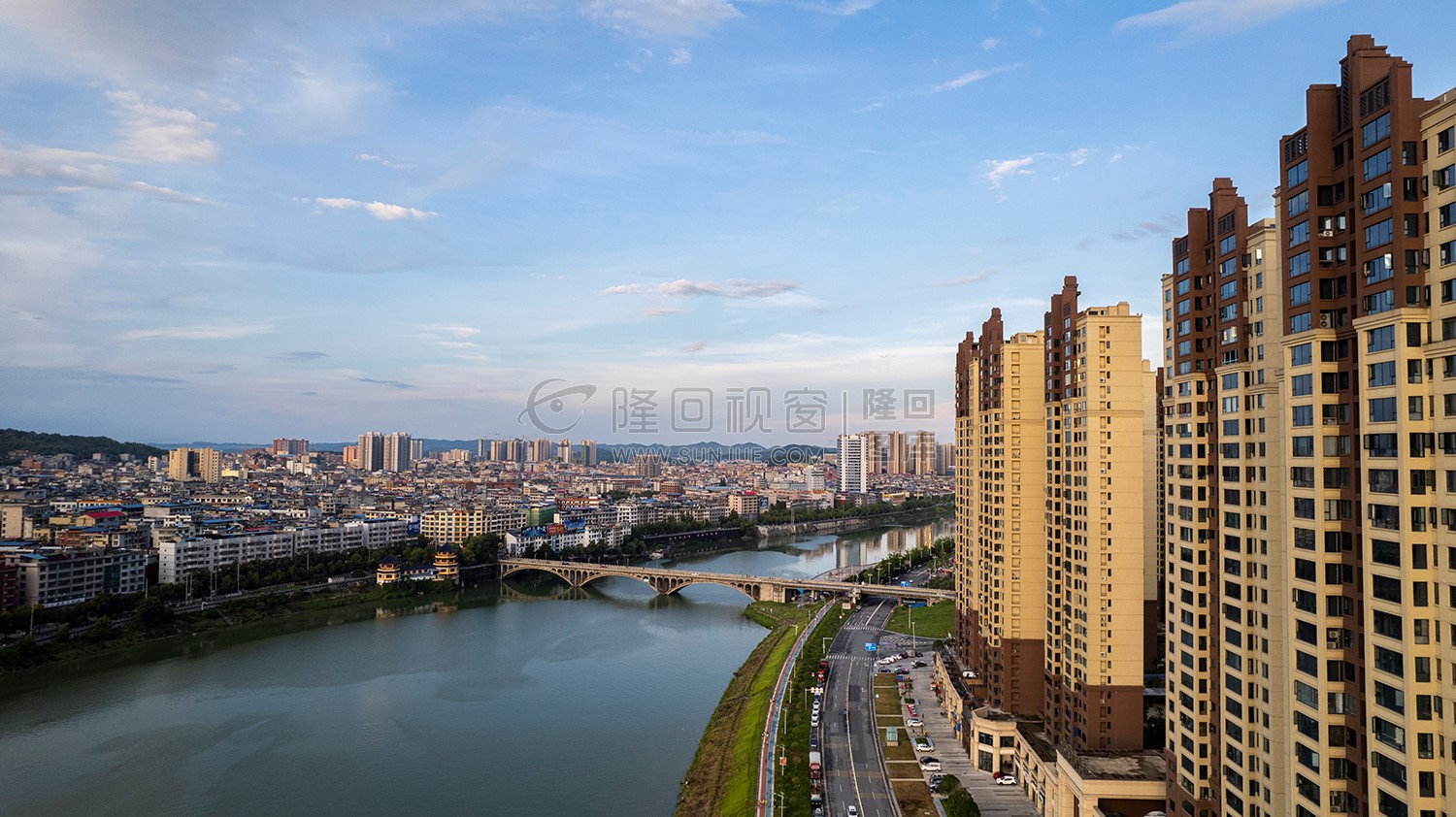 隆回大桥周边金色夕阳